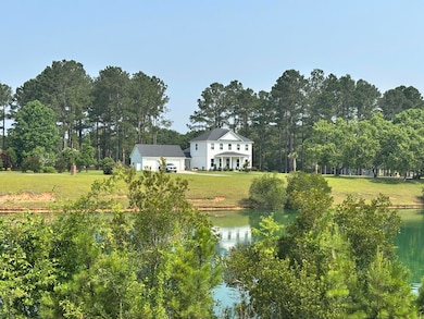 421 Pinelake Ct, Manning, SC 29102 - photo 3