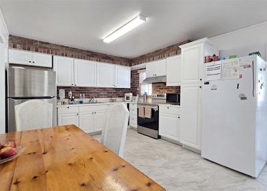 24 Quail Run, Massapequa, NY 11758 - photo 7