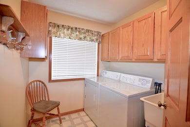 15649 Flackwood Way, Saint Paul, MN 55124 - photo 7