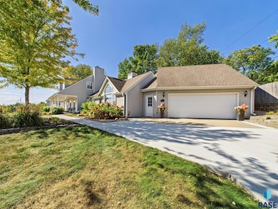 2701 S Sherman Ave, Sioux Falls, SD 57105 - photo 5