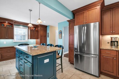 30 Mulberry Ct Brielle NJ-large-006-009-
