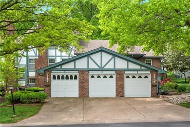 9920 Edelweiss Cir, Shawnee, KS 66203 - photo 2