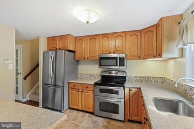 7004 Deep Cup, Columbia, MD 21045 - photo 5