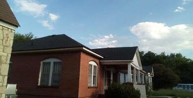 904 S Cherry Ave, Ada, OK 74820 - photo 4