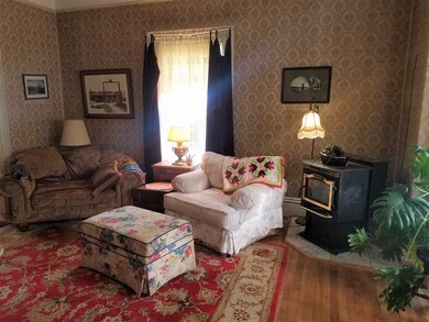 57 Atkinson St, Bellows Falls, VT 05101 - photo 5