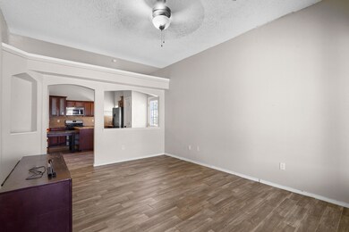 14262 Desert Cactus Dr, Horizon City, TX 79928 - photo 3