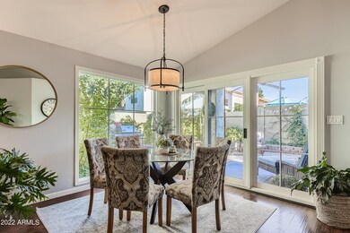 19 Dining Room