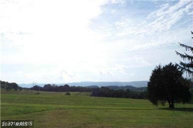 349 Windy Hill Ct, Bentonville, VA 22610 - photo 2