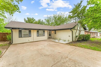 1213 Vivienne St, Weatherford, TX 76086 - photo 2