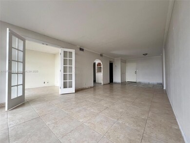 2101 Atlantic Shores Blvd unit 518, Hallandale Beach, FL 33009 - photo 4