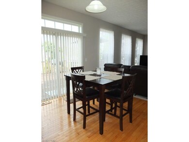 Dinette has slider to back deck.