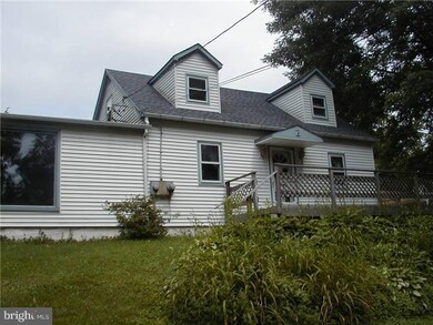 1803 Baghurst Aly, Salford, PA 18957 - photo 2