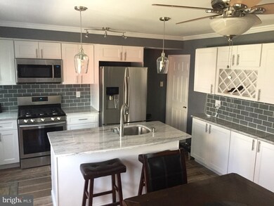 732 Hood Rd, Swarthmore, PA 19081 - photo 3