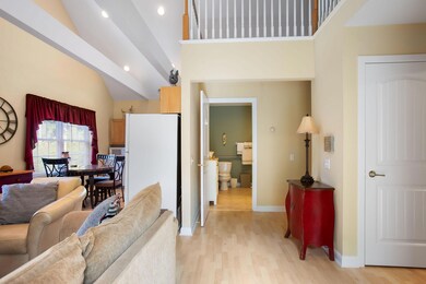 packmaynard_jkerr_217millsrdcottage1kenn