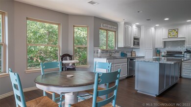 15764 Crystal Bay Dr, Skiatook, OK 74070 - photo 6