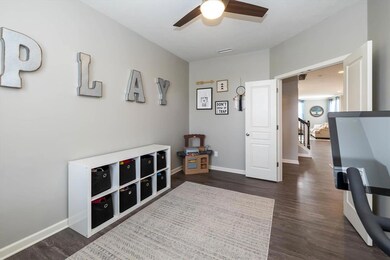 15461 Eastpark Cir W, Fishers, IN 46037 - photo 4