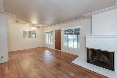 3667 N Fresno St, Fresno, CA 93726 - photo 3