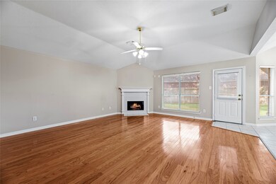 8518 E Copper Village Dr, Houston, TX 77095 - photo 7