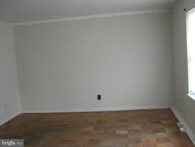 1536 Harford Square Dr, Edgewood, MD 21040 - photo 5