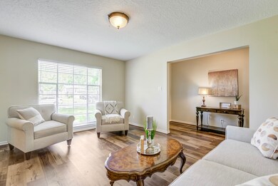 16926 Hibiscus Ln, Friendswood, TX 77546 - photo 6