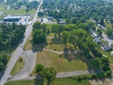 941 E Maumee St, Angola, IN 46703 - photo 7