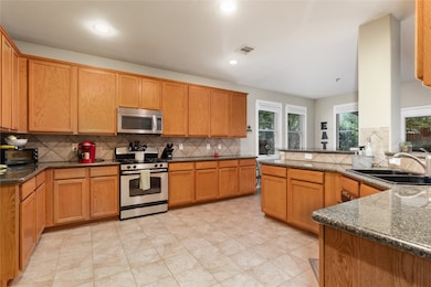 4705 High Creek Ct, Alvin, TX 77511 - photo 7