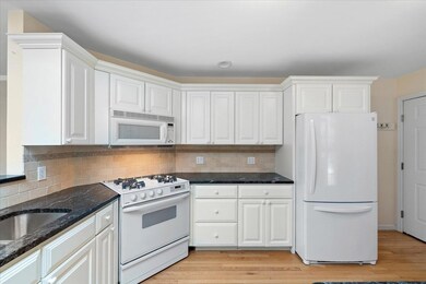 32 William Onthank Ln, Southborough, MA 01772 - photo 3