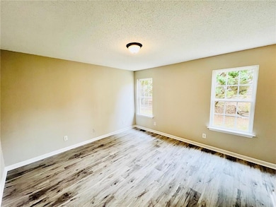 58 Kingston Pointe Dr, Kingston, GA 30145 - photo 6