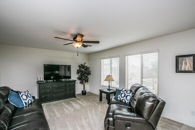 7730 S Sorrell Ln, Gilbert, AZ 85298 - photo 6