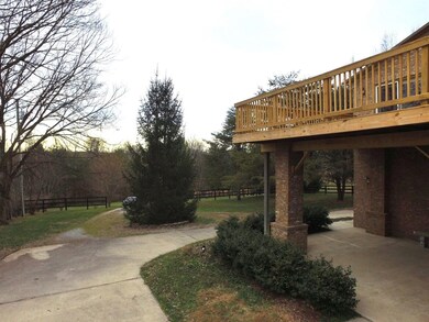 2700 Carpenter Pike, Versailles, KY 40383 - photo 6