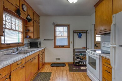 8936 Colfax Ave S, Bloomington, MN 55420 - photo 7