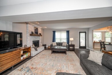 6293 Foxwood Ct, Liberty Township, OH 45044 - photo 7