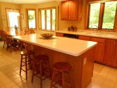 938 Peregrine Trail, Oregon, WI 53575 - photo 5