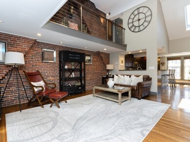 65-67 Fulton St unit 4, Boston, MA 02109 - photo 2