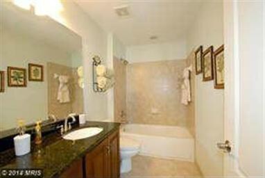 252 Gaslight Landing Ct unit 9, Occoquan, VA 22125 - photo 5