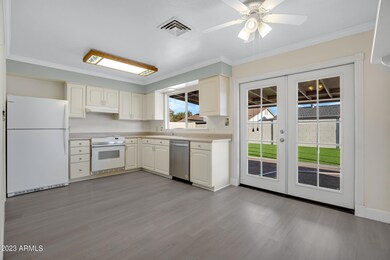 3203 N El Dorado Dr-8