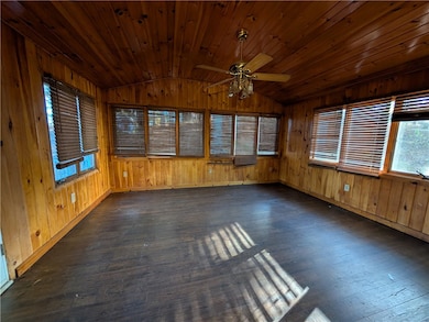 8 Grant Dr, Coventry, RI 02816 - photo 5