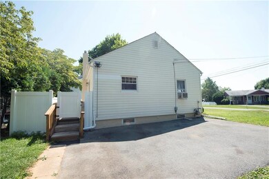 Convenient access to backyard and back door for br