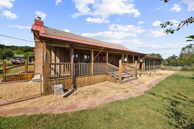 1860 Theta Pike, Columbia, TN 38401 - photo 4