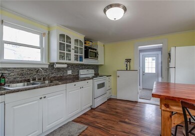 The kitchen boasts brand new counter tops!