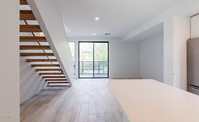 02_artHAUS_D unit living3