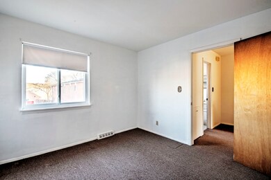 1364 Monomoy St unit A, Aurora, IL 60506 - photo 4