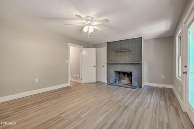 4407 Mitchell Rd, Kingsport, TN 37664 - photo 4