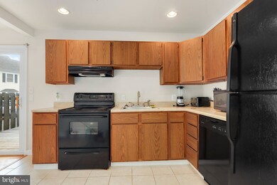 801 Madison Ct unit 30, Stafford, VA 22556 - photo 5