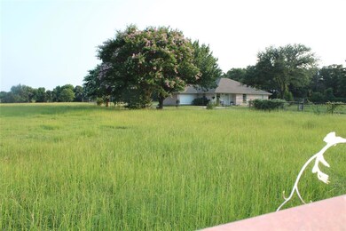 7800 Laura Ln, Burleson, TX 76028 - photo 5