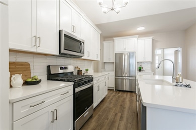 243 Bretlyn Cir, Rochester, NY 14618 - photo 5