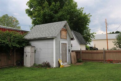 209 Pleasant St, Enosburg Falls, VT 05450 - photo 4