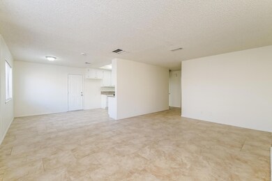003-photo-living-room-14311652