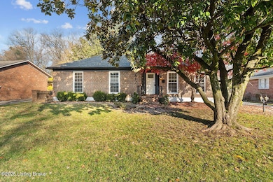 3517 Leith Ln, Louisville, KY 40218 - photo 2