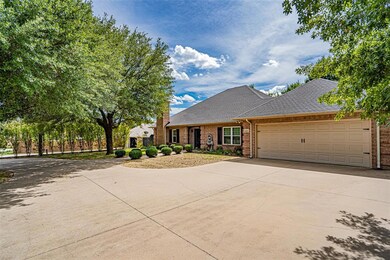 6217 Circo Dr, Granbury, TX 76049 - photo 5